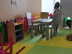 -上海星瀚奔驰4S店(红柳路店)