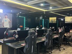 -绿树电竞(五路店)