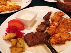 -Efes Turkish & Mediterranean Cuisine 艾菲斯餐厅(陆家嘴店)
