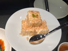 -蝴蝶里·粤菜·点心(滨江龙湖店)