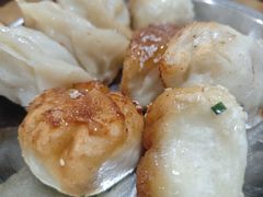 -黄阿姨锅贴大王(万航渡路店)