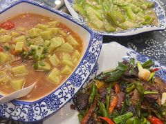 -记忆湘菜馆(芙蓉镇店)