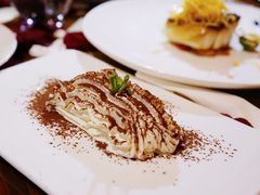 精致甜点-YUE·6·西式融合餐厅(外滩六号店)