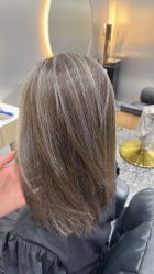 -Tloml salon