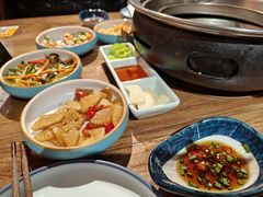 -明洞阿姨·韩式酱蟹烤肉·创意料理(三元桥店)