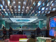 -Swim斯卫姆国际儿童游泳中心(红博中央公园店)