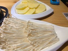 -小小河边鱼(天润城店)