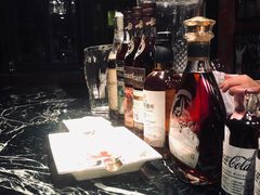 -DM Distiller & Mixologist Whisky Cocktail Bar