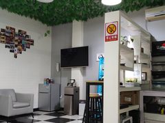 -鲨鱼皮汽车凹陷玻璃修复(静安店)