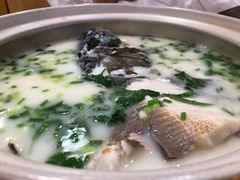 -天乐农家鱼头王(天目湖店)