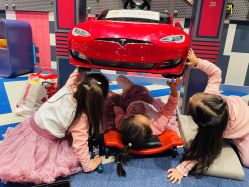 -奈尔宝家庭中心·亲子餐厅(北京东坝万达店)