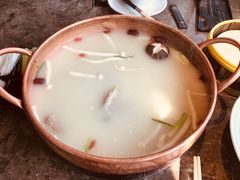 -三人行骨头王火锅(长寿店)