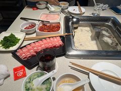 -海底捞火锅鲜切牛肉主题店(长寿路店)