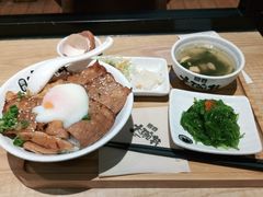-熊吞·大碗丼烧肉饭(西市场嘉华店)