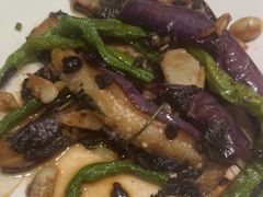 -五稻厨房粤西菜(新闻店)