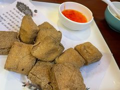 -魏铭鱼头捞饭(晋阳路店)