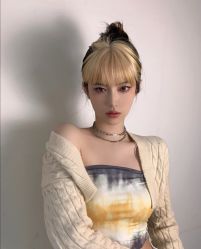 -AYO SALON