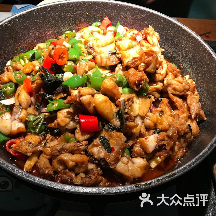 蛙小侠铁锅牛蛙