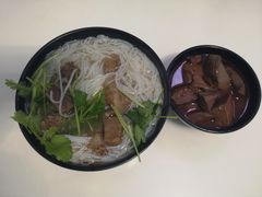 -一品郑记重庆牛肉米线馆(东泰路店)