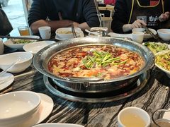 -老船舫·现做活鲜鱼馆(东郊记忆店)
