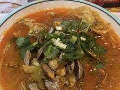 -何记花甲(海岸城旗舰店)