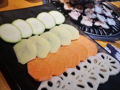 -唯成•韩国炭火烤肉 유성고기