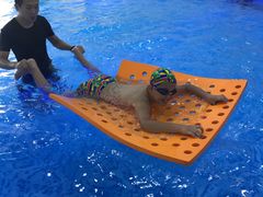 -乐悠游亲子游泳俱乐部