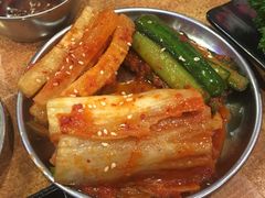 泡菜拼盘-蒜香焼肉PURUSHIN(马场路店)