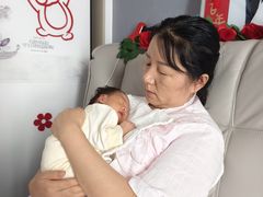 -爱月宝月嫂·育儿嫂