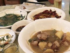 -鹤乡东北菜(崮山路店)