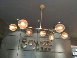 -onlygirl摄影美学馆高端定制(江滩店)