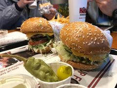-The Habit Burger Grill 哈比特汉堡(复兴soho店)