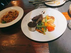 炭烤菲力牛排佐黑胡椒汁-秀·爱尔兰餐吧(上海路店)