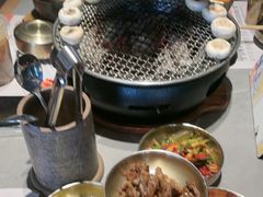 -草家酱蟹炭火烤肉店(珲春南路一店)
