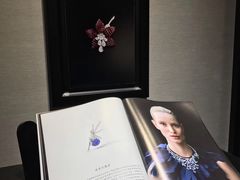 -梵克雅宝(国贸商城店)