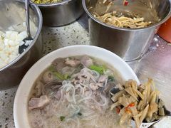 生料猪杂切粉-晏家生料王(民主路店)