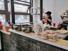 -长人馄饨铺(解放街店)