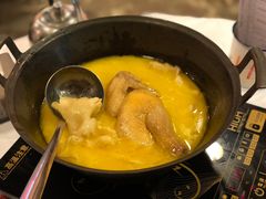 -鲜入围煮花胶鸡海鲜火锅