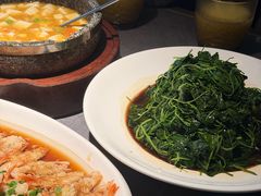 -吴越荣记苏州菜·松鼠桂鱼100%活鱼现做(斜塘老街店)