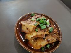 -董哥山城碗碗香(美专校街店)