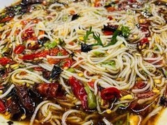 凉拌米线-玛扎烧烤私房菜