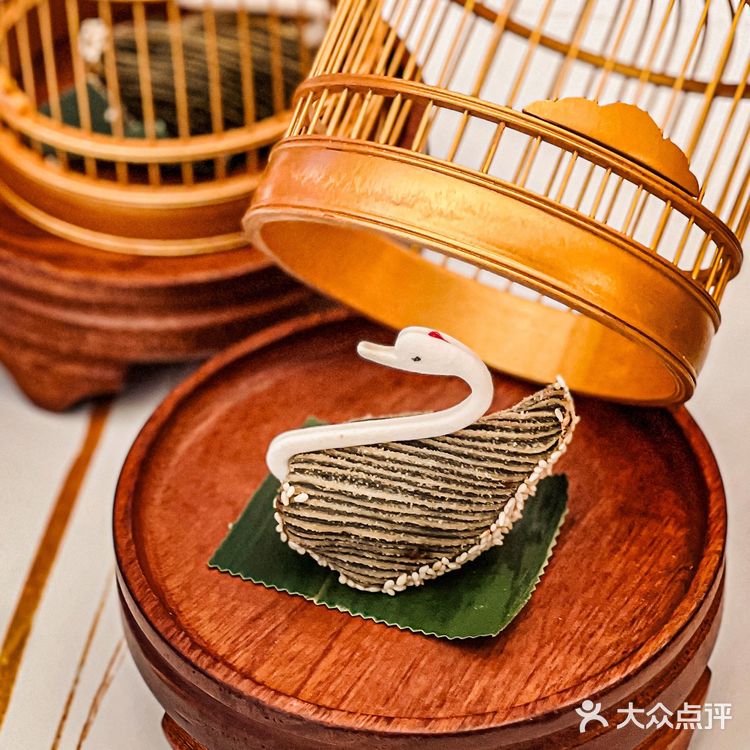 广州粤菜 | 这家天鹅酥太好看了吧❗想一口吃掉