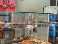 -Laderach 莱德拉(上海环贸iapm店)