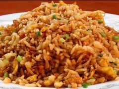 特色牛肉炒饭-云聚汇牛很鲜潮汕牛肉火锅(克拉玛依汉博店)