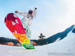 -亚布力新体委滑雪场