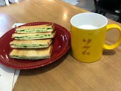 -HELLO 27 意面·沙拉·帕尼尼