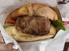 -必胜客(威高广场店)