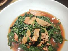金花菜蚌肉-蜜桃餐厅·伴山(湖滨商业街店)