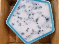 -港殿牛奶甜品世家