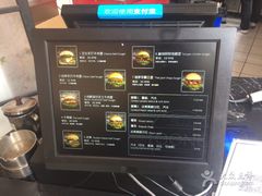 -龙治汉堡(中华城店)